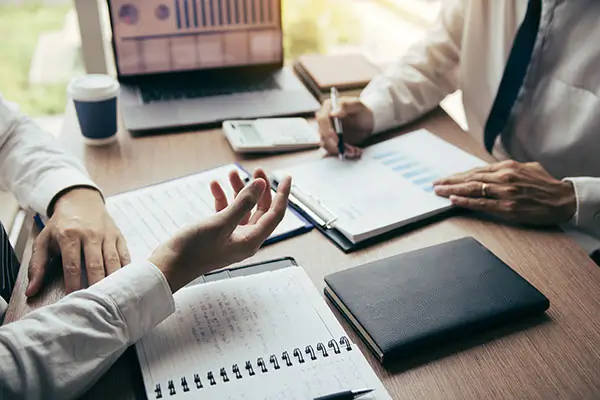 新加坡的人到希腊旅游多少钱呢