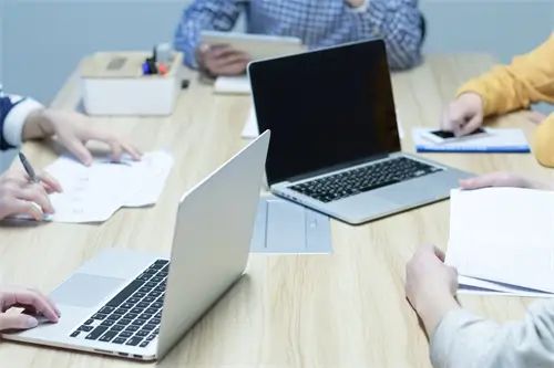 立陶宛那边到希腊旅游的老外攻略指南